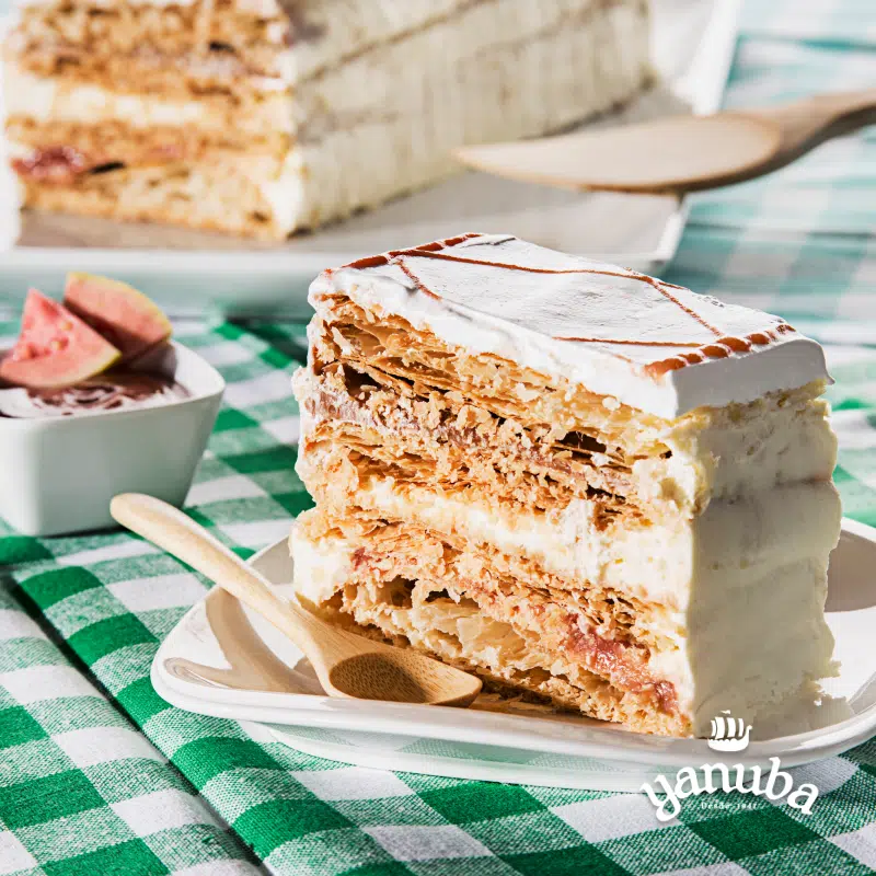 Postre Milhoja de Guayaba bogota