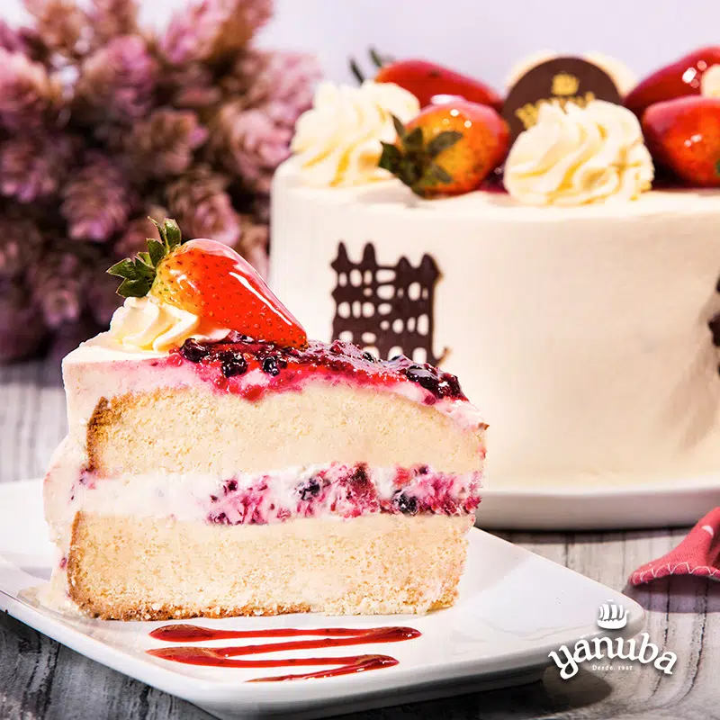 megatortas bogota tres leches frutos rojos